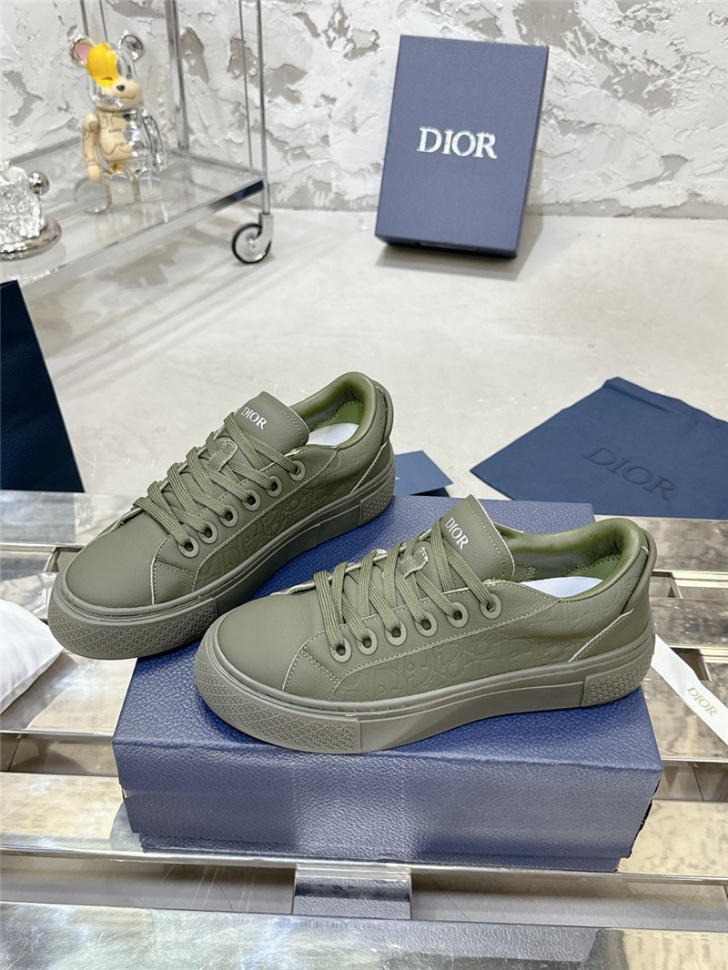 walk’n’D10r green sneakers