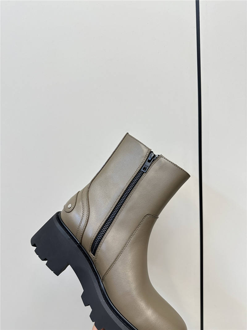 Ce1i*e margaret calfskin chelsea boots