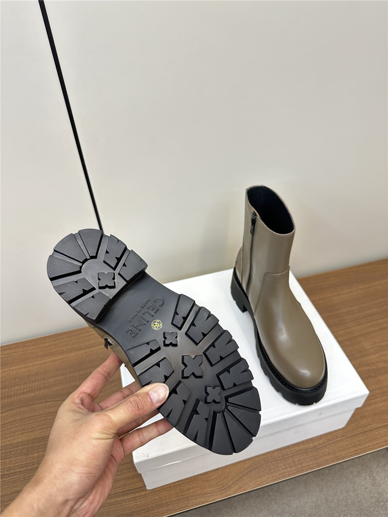 Ce1i*e margaret calfskin chelsea boots