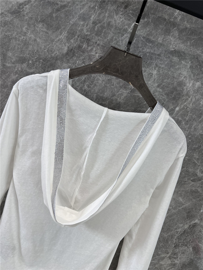 Y51 hooded long-sleeved t-shirt