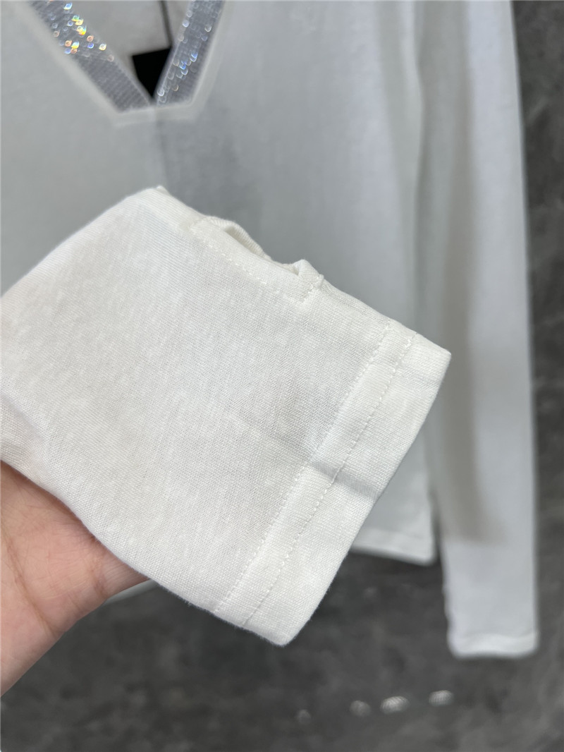 Y51 hooded long-sleeved t-shirt