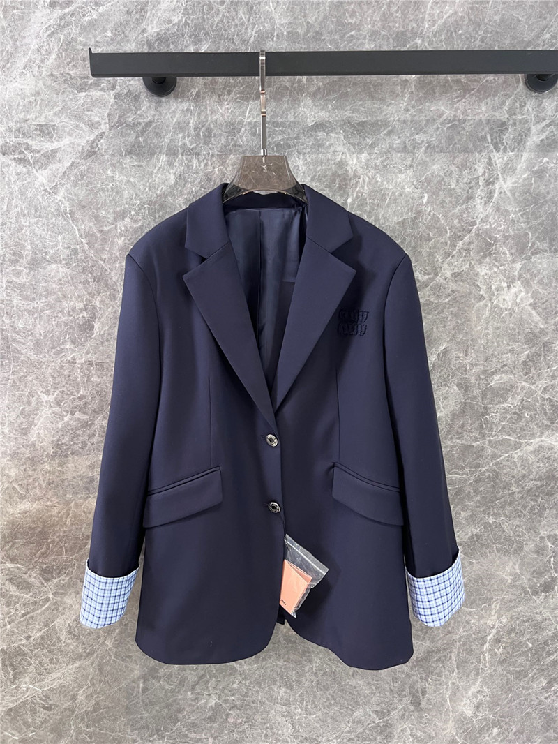 M1um1u suit jacket