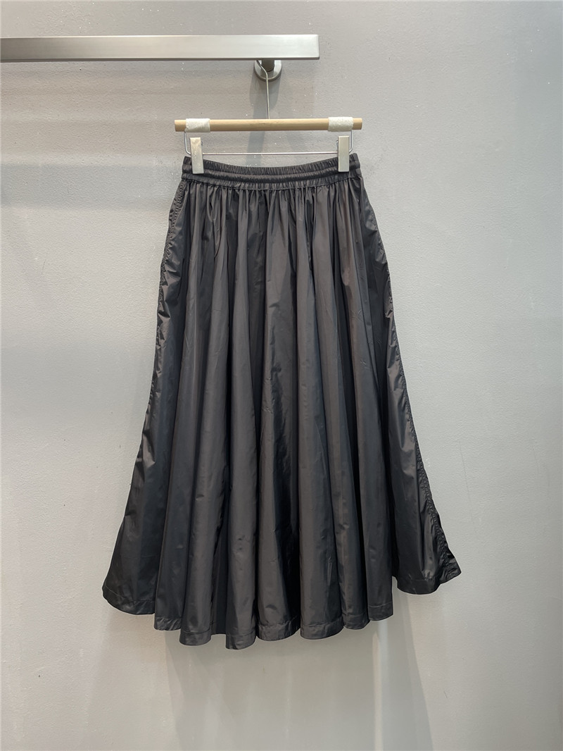 Pra*a large swing skirt