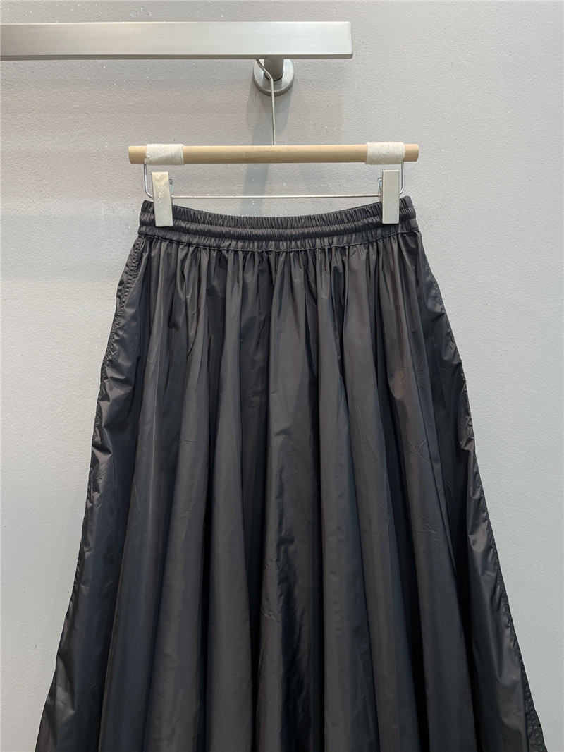 Pra*a large swing skirt