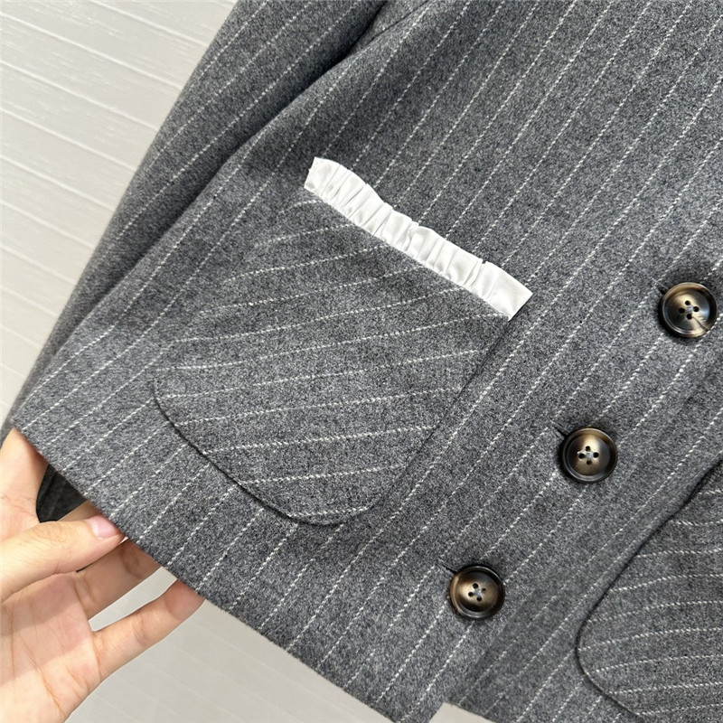 M1um1u vertical striped woolen suit