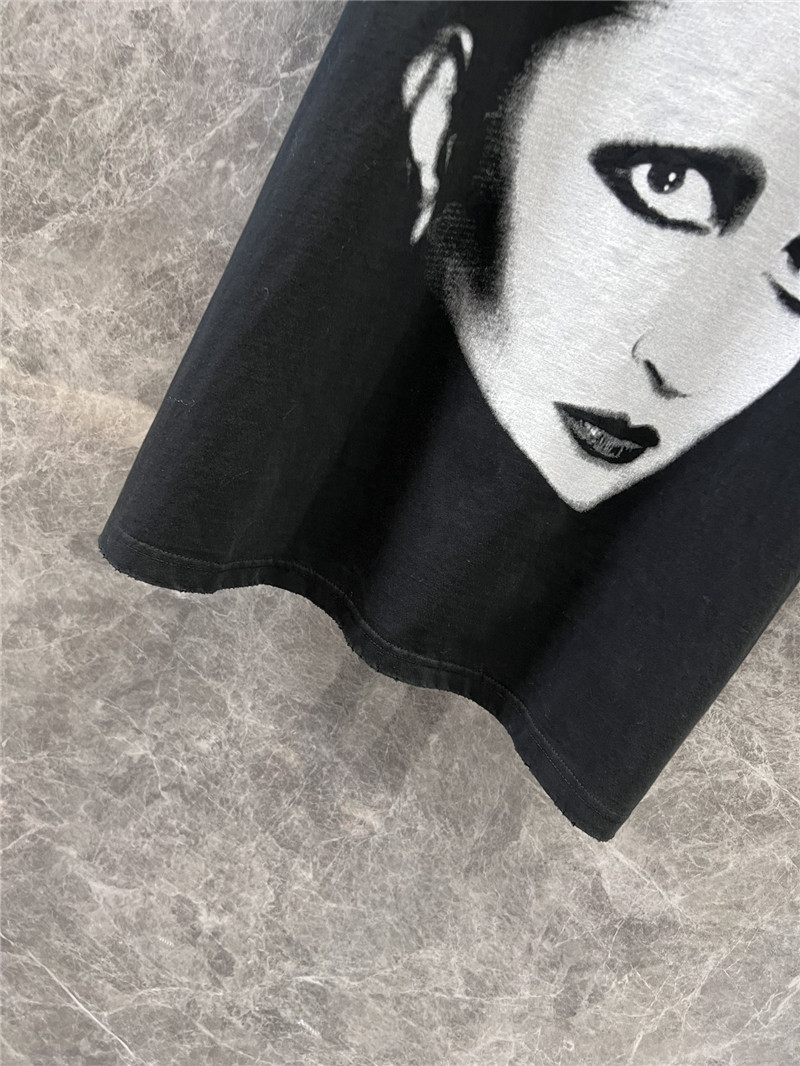 Ba1en*iaga short-sleeved t-shirt