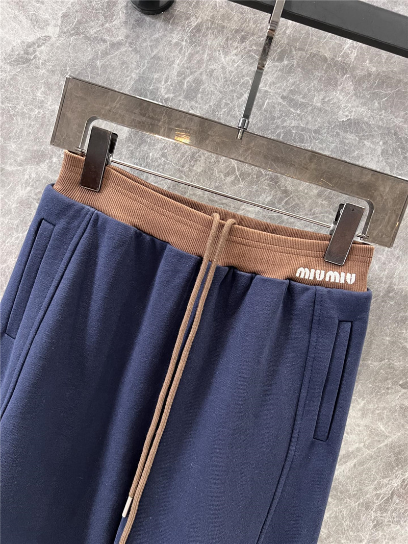 M1um1u casual pants