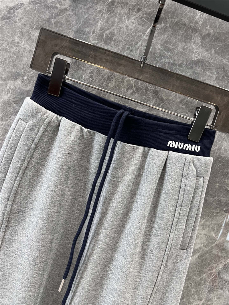 M1um1u casual pants