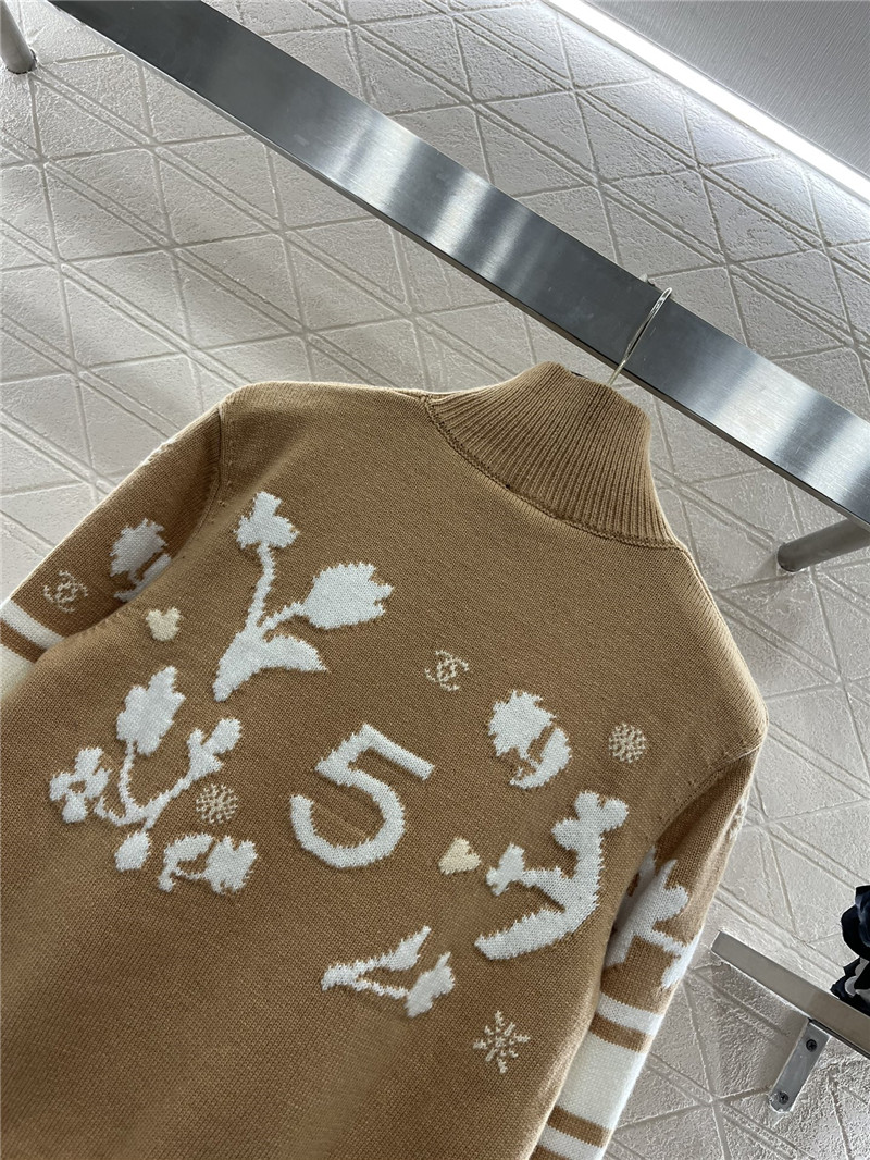 Ch**el floral turtleneck knit sweater beige