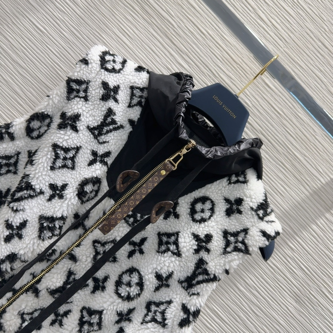 l0vis Vvtt0n lv printed vest jacket