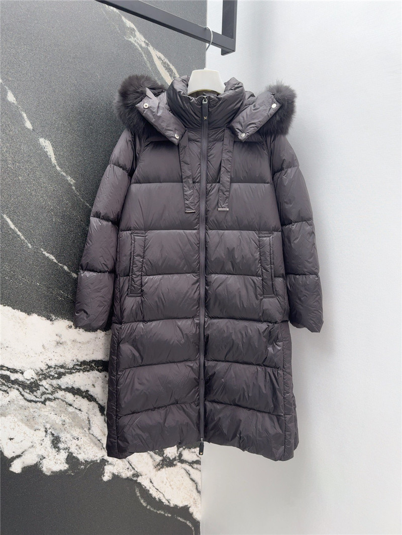 Vanitoo long down jacket