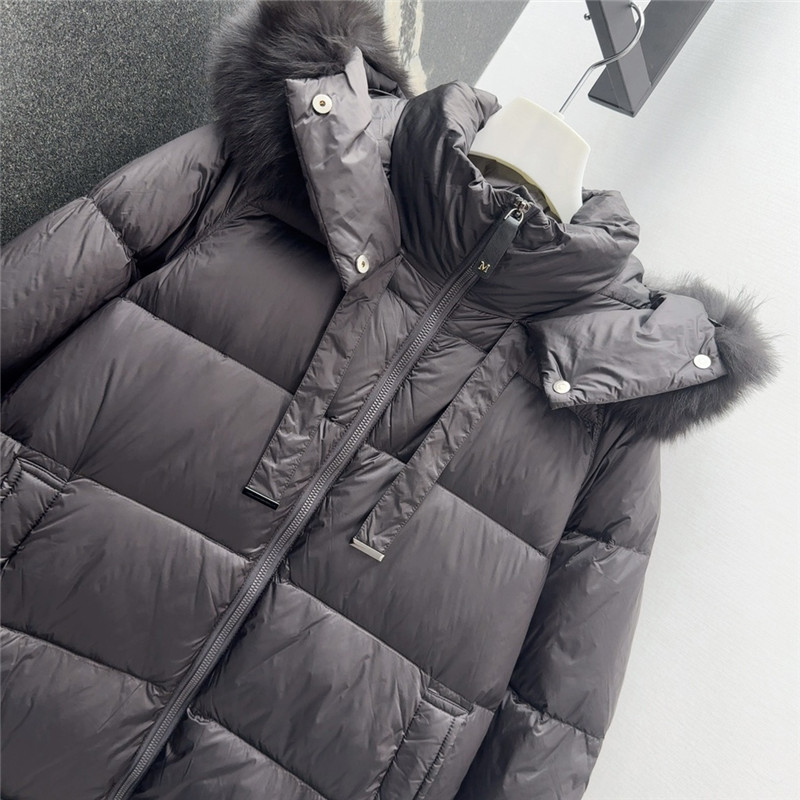 Vanitoo long down jacket