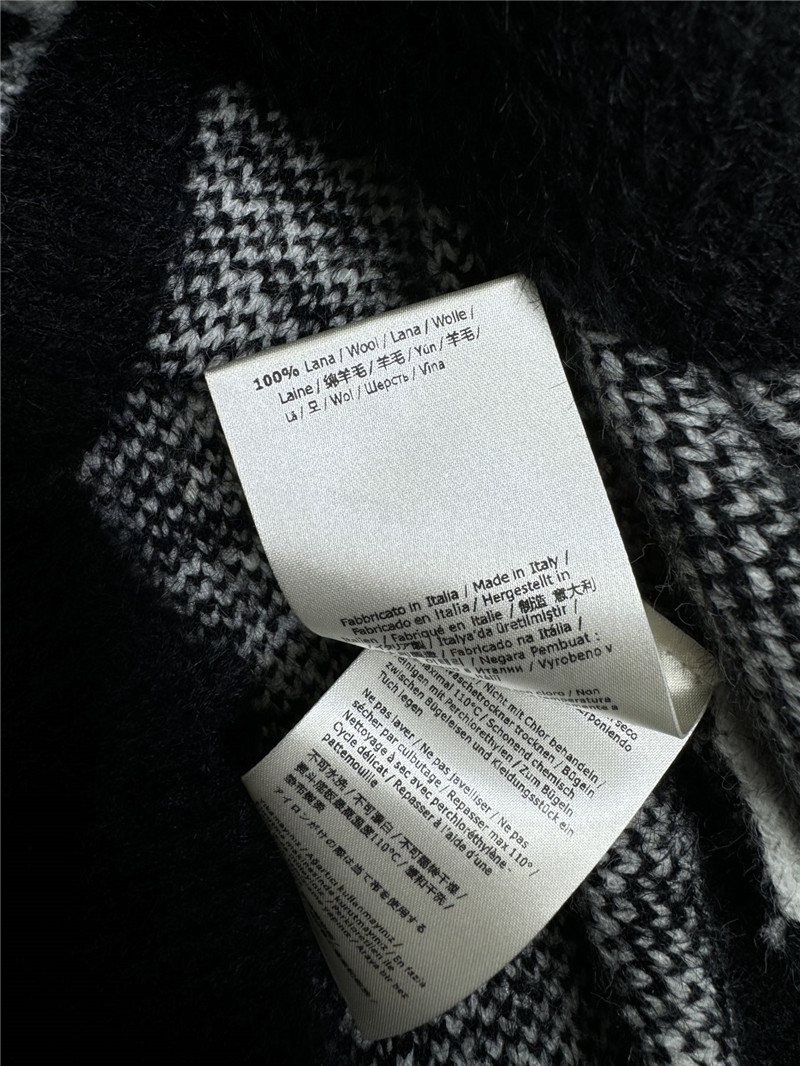 F**di ff motif knit sweater black/white