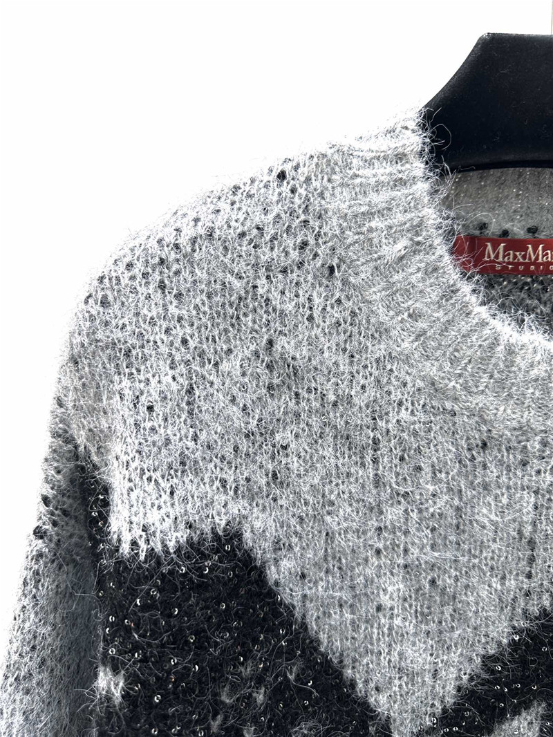 Vanitoo Wool Blend Sweater Grey/Black