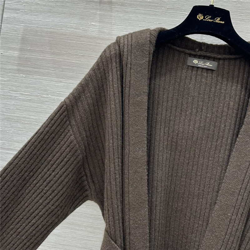 L0r0 P1ana tie jacket + trousers set