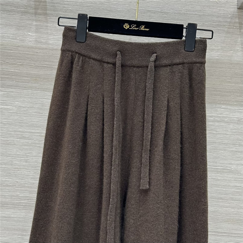 L0r0 P1ana tie jacket + trousers set