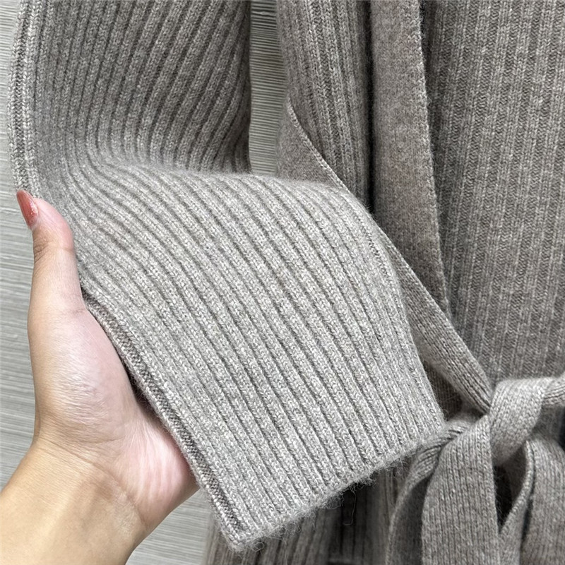 L0r0 P1ana tie jacket + trousers set