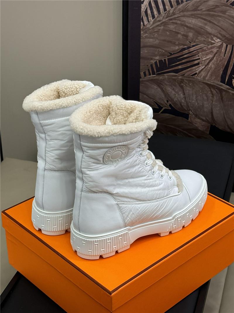 H**me5 white fresh snow boots