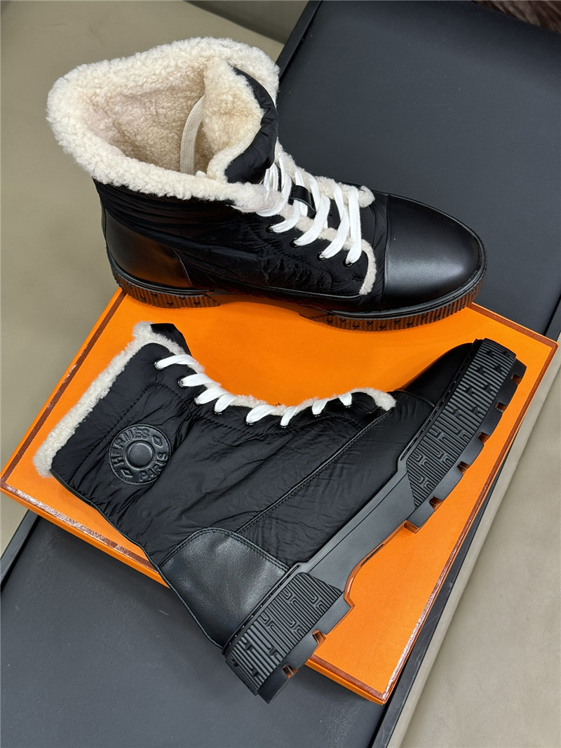 H**me5 fresh snow boots in black