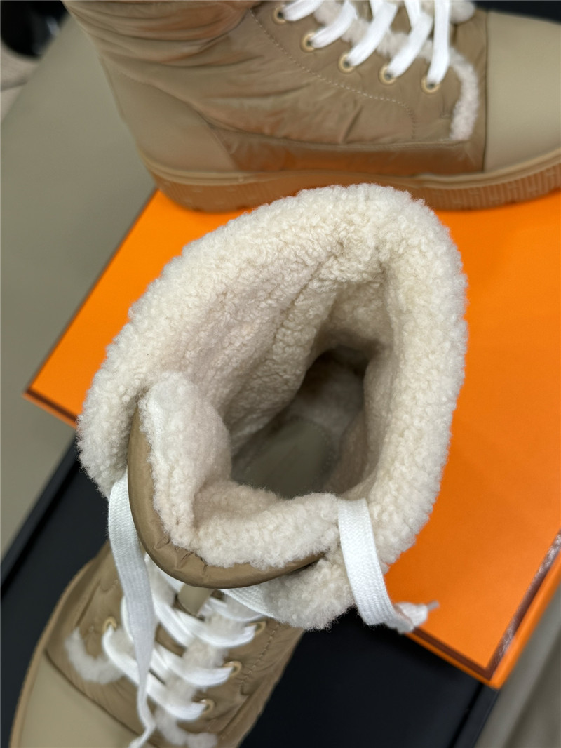 H**me5 fresh snow boots