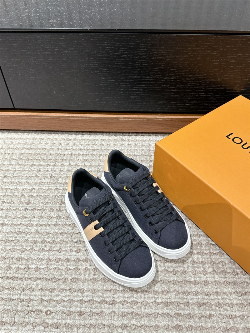 l0vis Vvtt0n white black time out sneakers