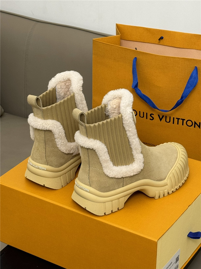 l0vis Vvtt0n ruby flat ranger boots in beige