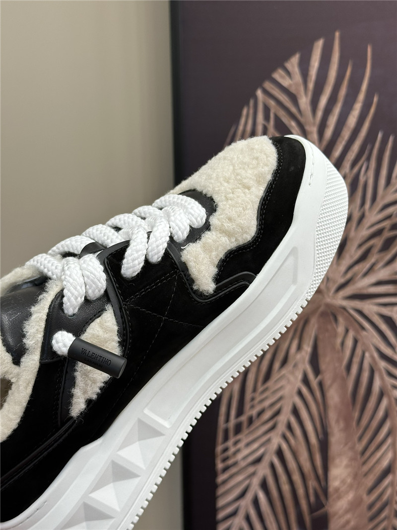 Va1e*ntin0 black one stud xl low top sneakers