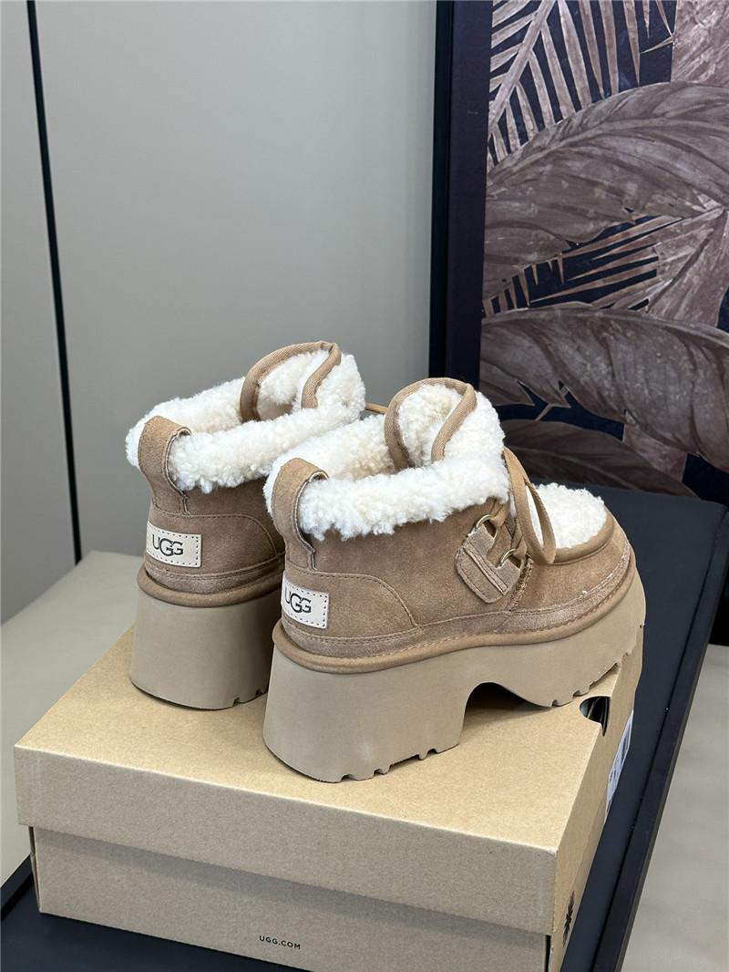 UGG Brown Heights Shearling Lace-up Boots