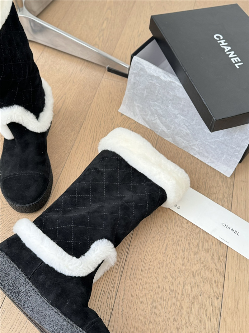 Ch**el logo suede shearling boots in black