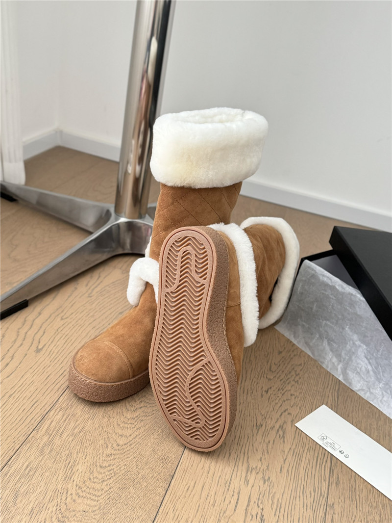 Ch**el logo suede shearling boots in brown