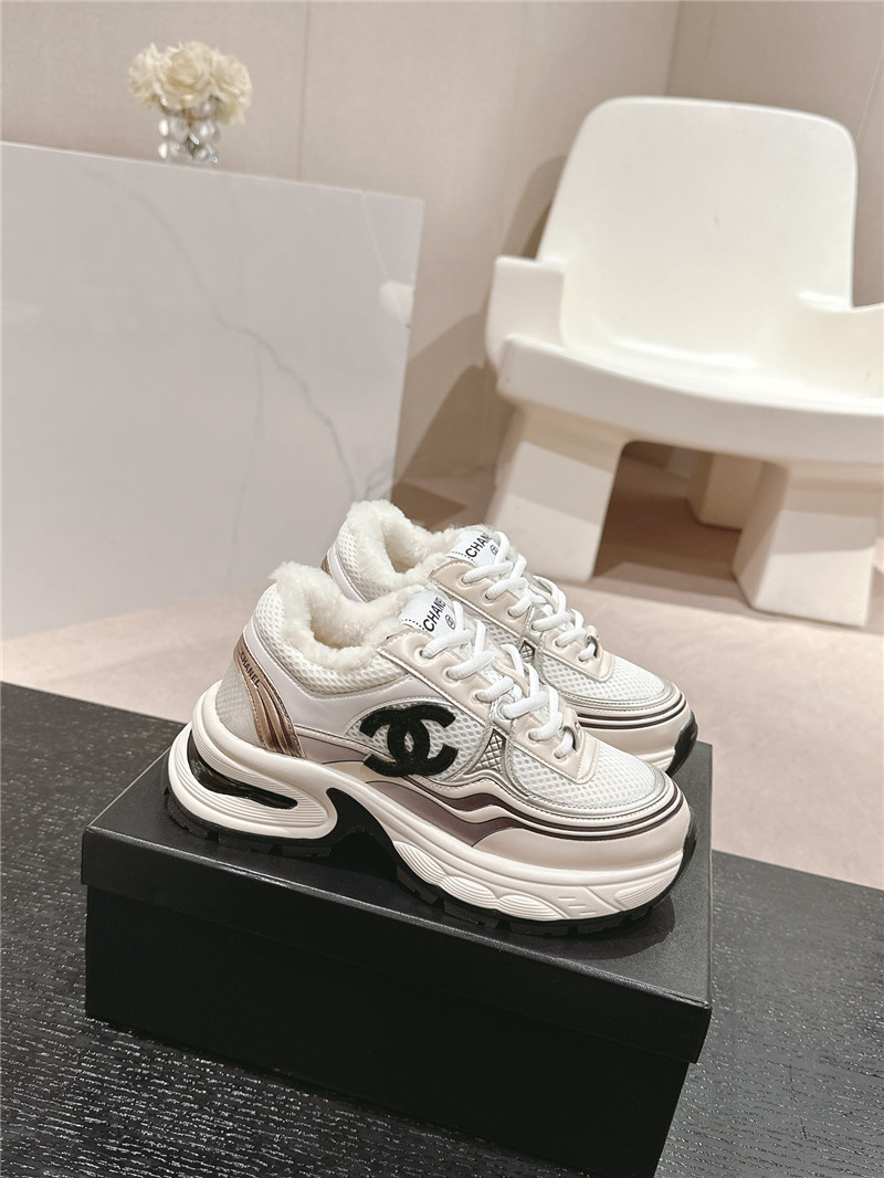 Ch**el logo winter platform sneakers beige