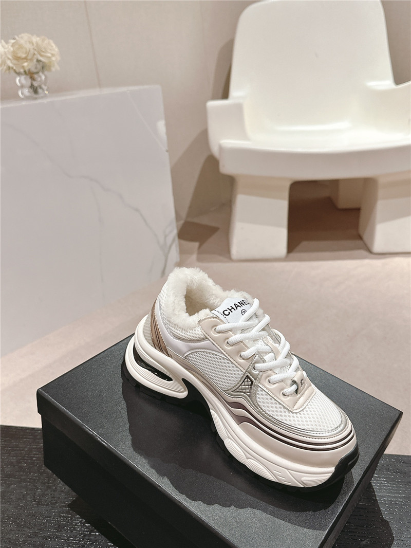 Ch**el logo winter platform sneakers beige