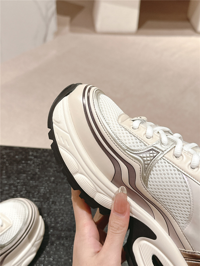 Ch**el logo winter platform sneakers beige