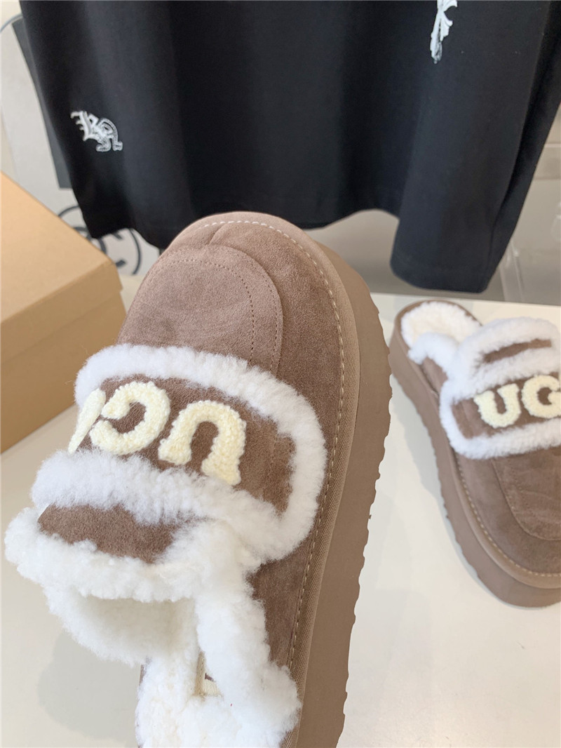 UGG Rome Shearling Slippers Taupe