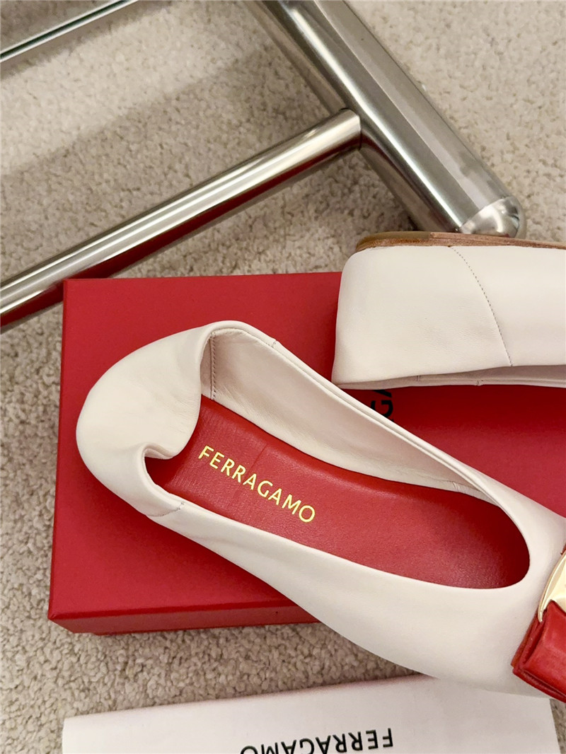 Ferragamo Vara Bow Ballet Flat White/Red