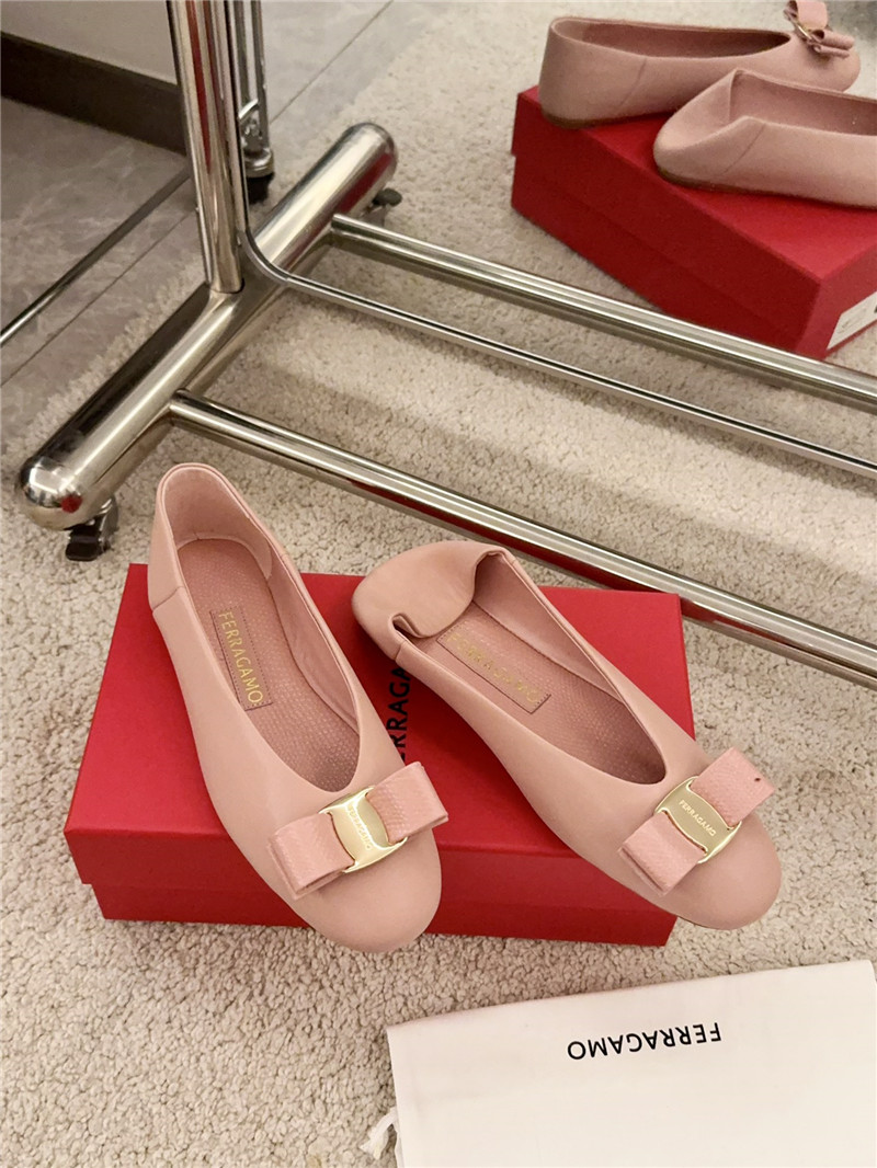 Ferragamo Vara Bow Ballet Flat Pink