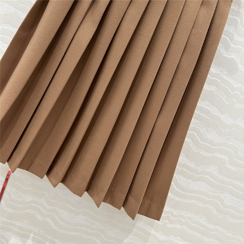 M1um1u midi length pleated skirt