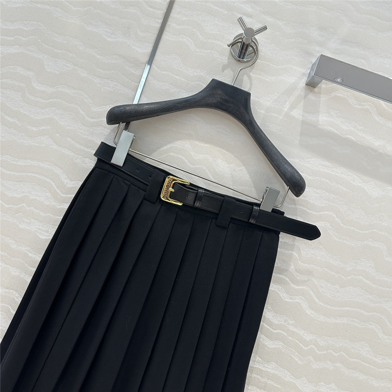 M1um1u midi length pleated skirt