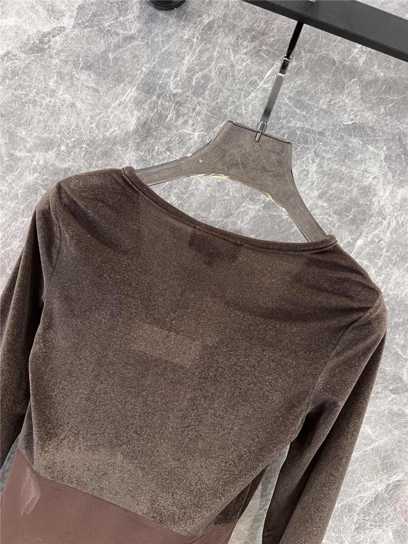 Ch**el long sleeve bottoming t-shirt