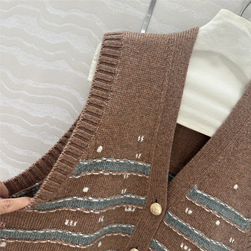 Ch**el striped cashmere knitted vest