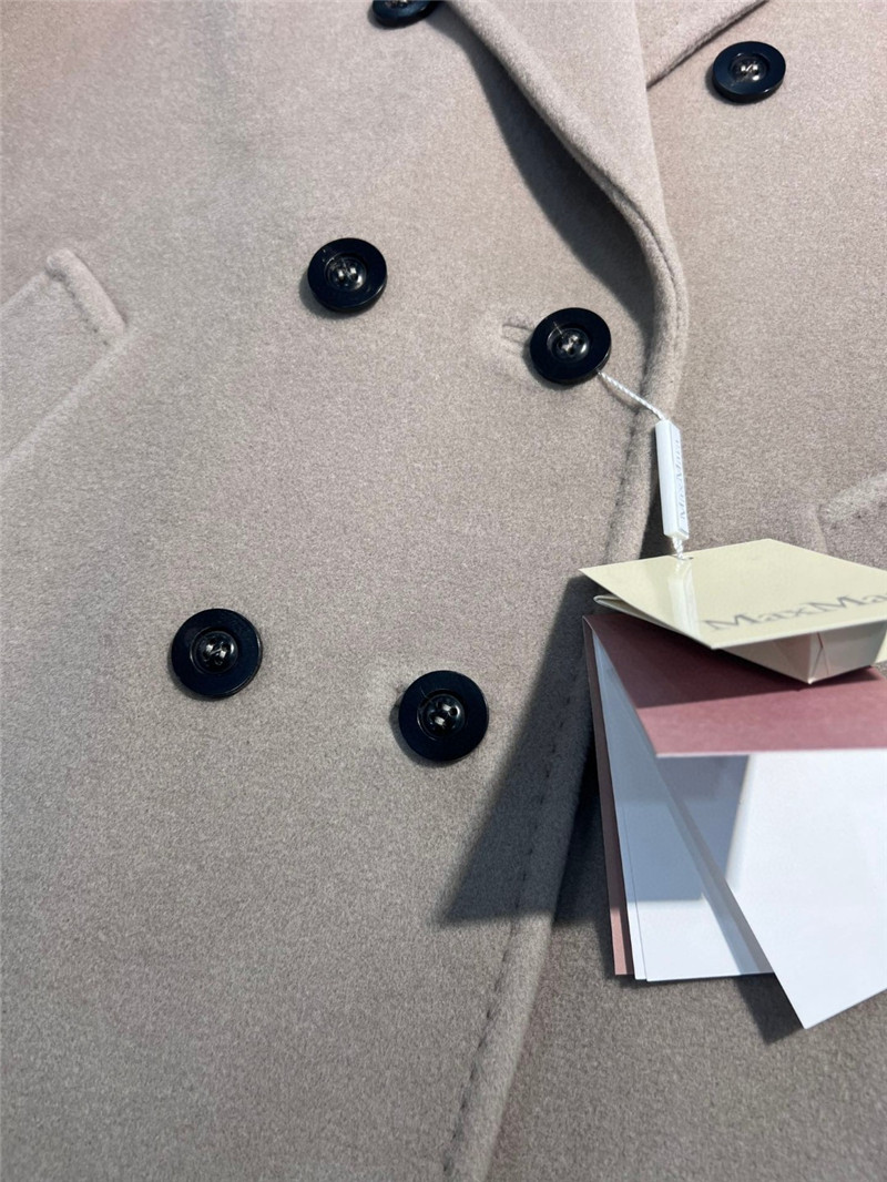 Vanitoo double-breasted coat