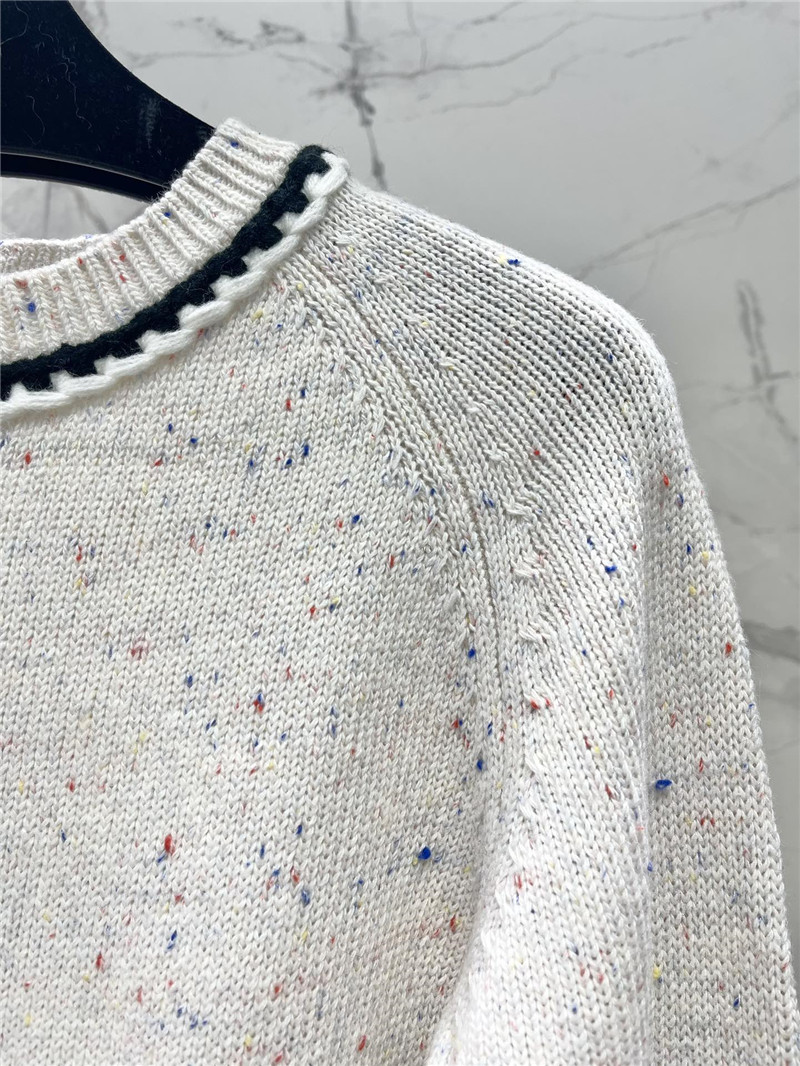 Ch**el white trim wool sweater off-white