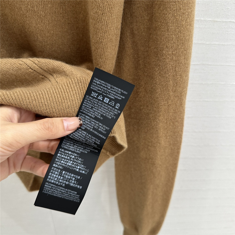 Sa1nt Lau*nt brown cashmere turtleneck sweater