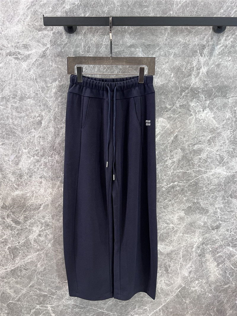 M1um1u casual pants