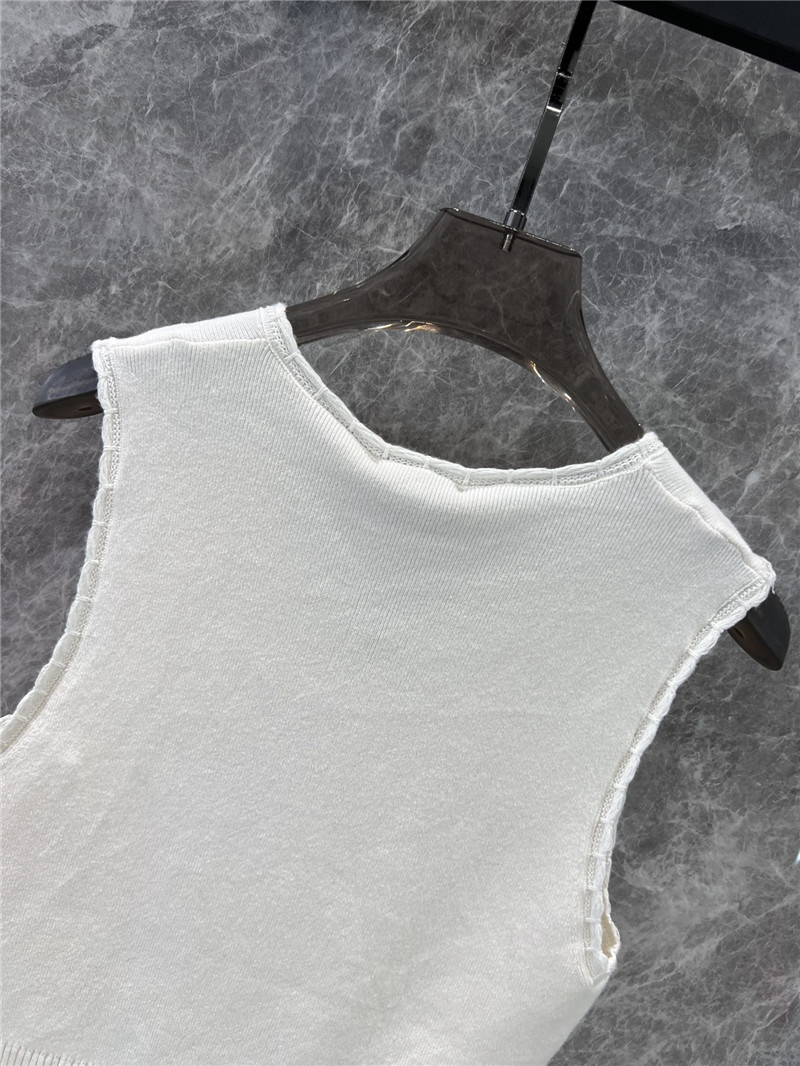 Ch**el v-neck knitted vest