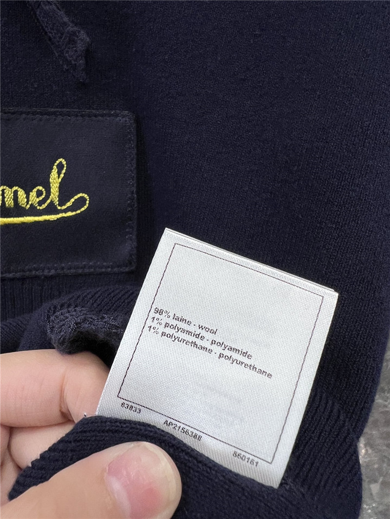 Ch**el v-neck knitted vest