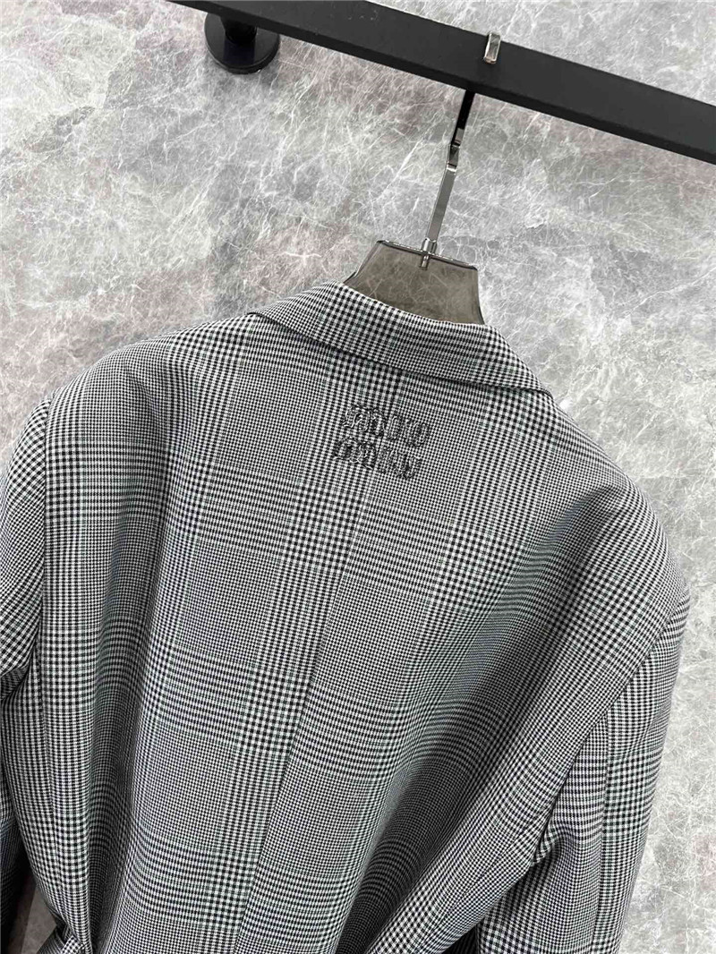 M1um1u belted suit jacket