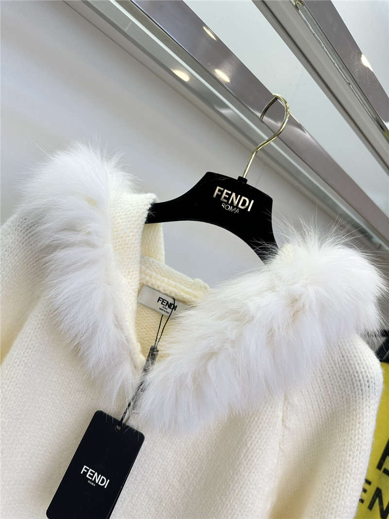 F**di fur-trim hooded zip sweater white