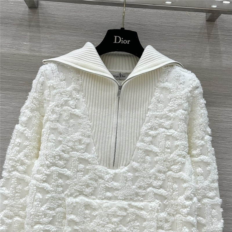 D10r oblique half-zip jacquard sweater white