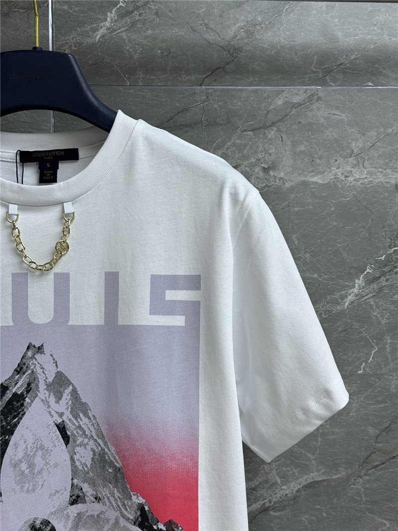 l0vis Vvtt0n lv cropped t-shirt